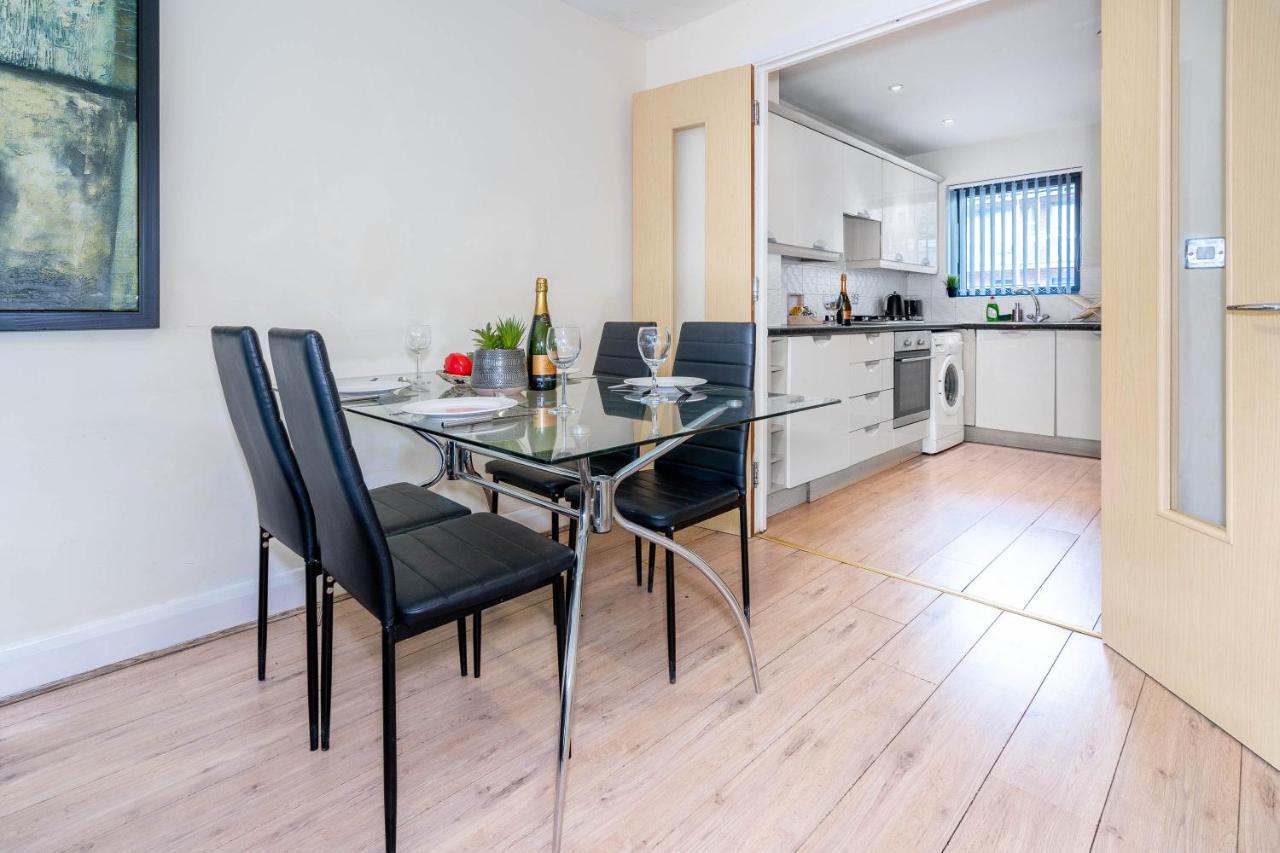 City Centre Townhouse - 3 Bedrooms - Garage - Parking - Top Rated Бирмингем Экстерьер фото