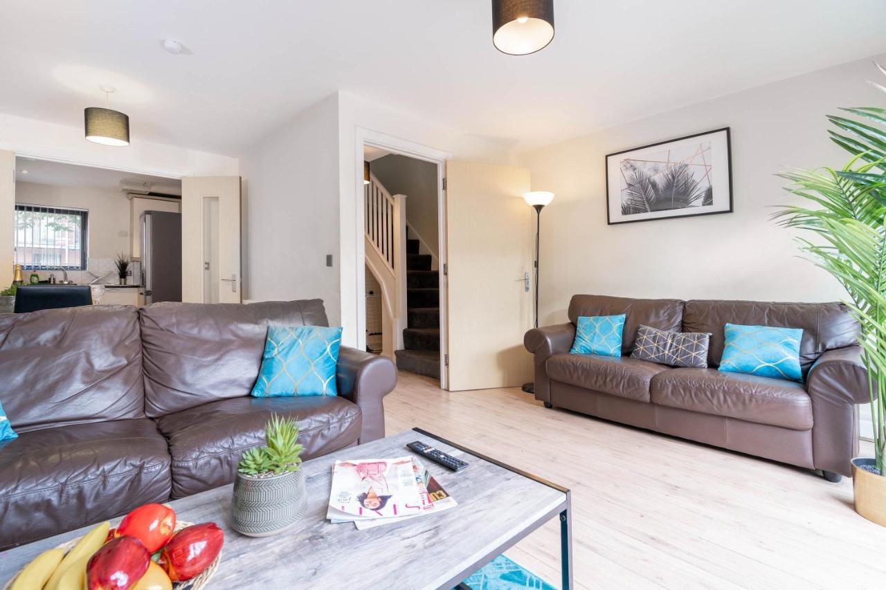 City Centre Townhouse - 3 Bedrooms - Garage - Parking - Top Rated Бирмингем Экстерьер фото